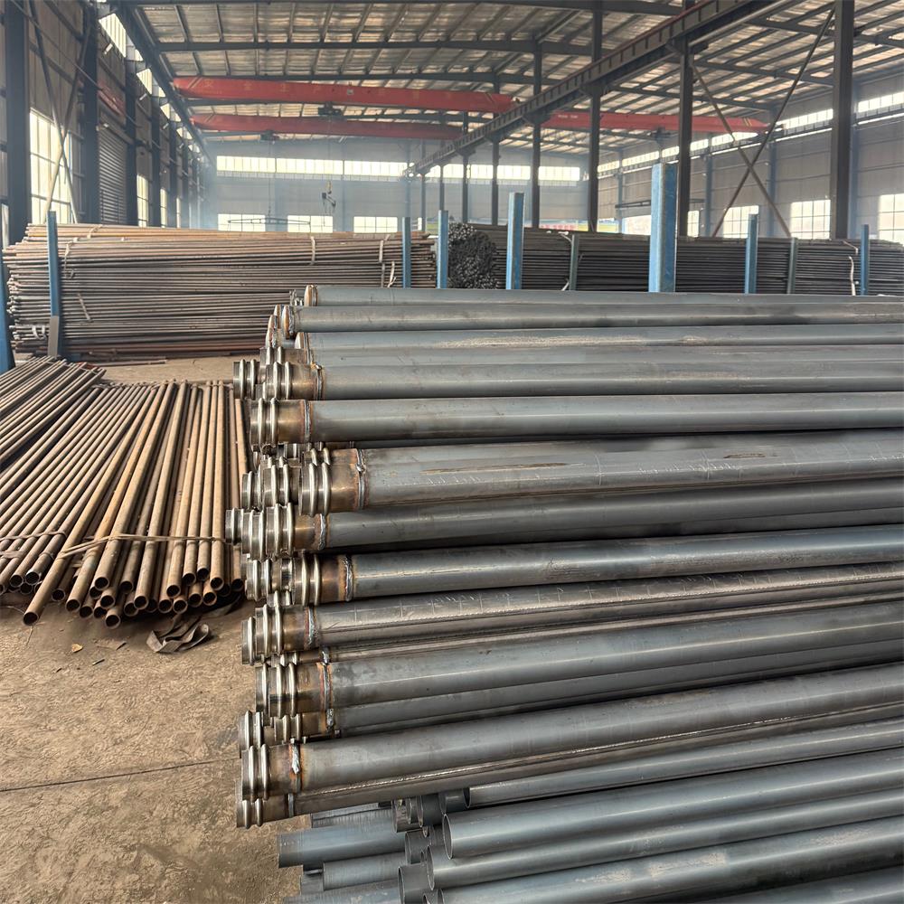 宝益德钢管承德市销售处 厂区及加工车间